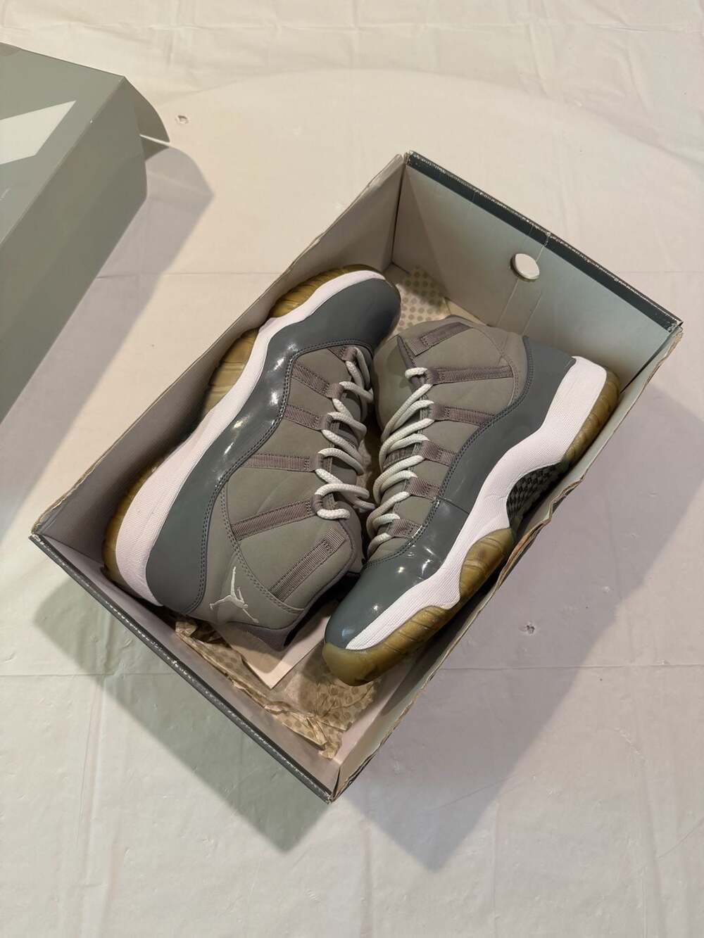 Air Jordan 11 Retro Cool Grey 2010 Size 11 men’s